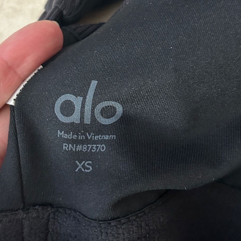 ALO Yoga Crisscross Ribbed Workout Top - Picture 5 of 5